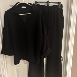 CAROLE CHRISTIAN -Black Wide Leg Pants & Top Scuba Set in size Large- EUC